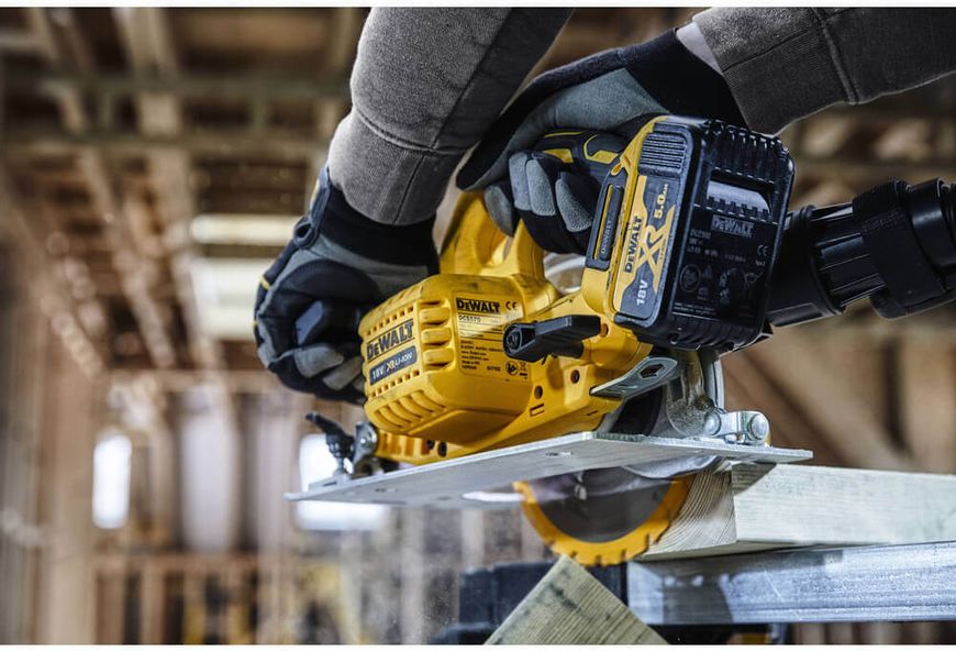 Пила дисковая аккумуляторная DeWALT DCS570P2 DCS570P2 фото