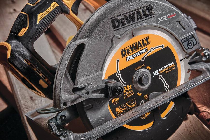 Пила дисковая аккумуляторная бесщёточная DeWALT DCS573NT DCS573NT фото