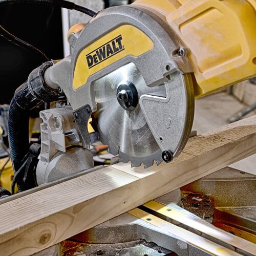 Пила настольная сетевая DeWALT DWS777 DWS777 фото