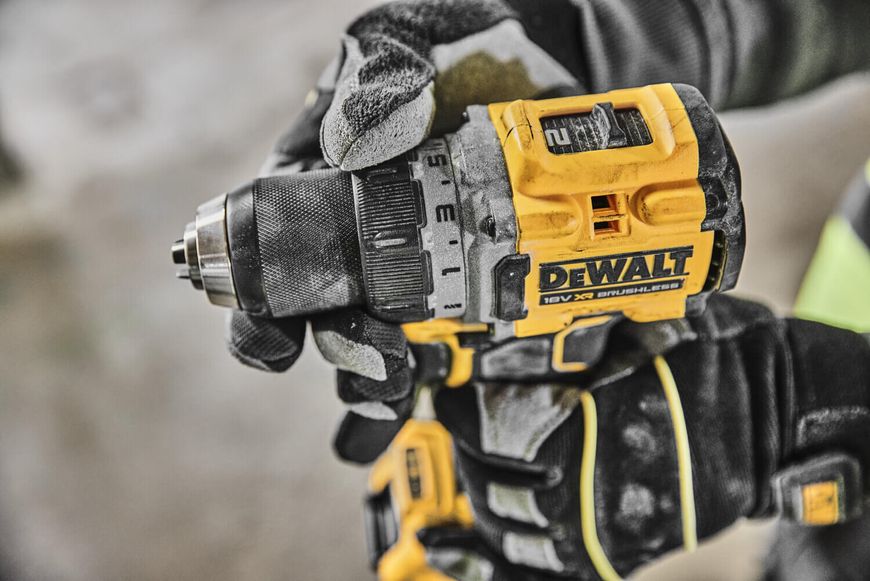 Дрель-шуруповёрт аккумуляторная бесщёточная DeWALT DCD800E2T DCD800E2T фото