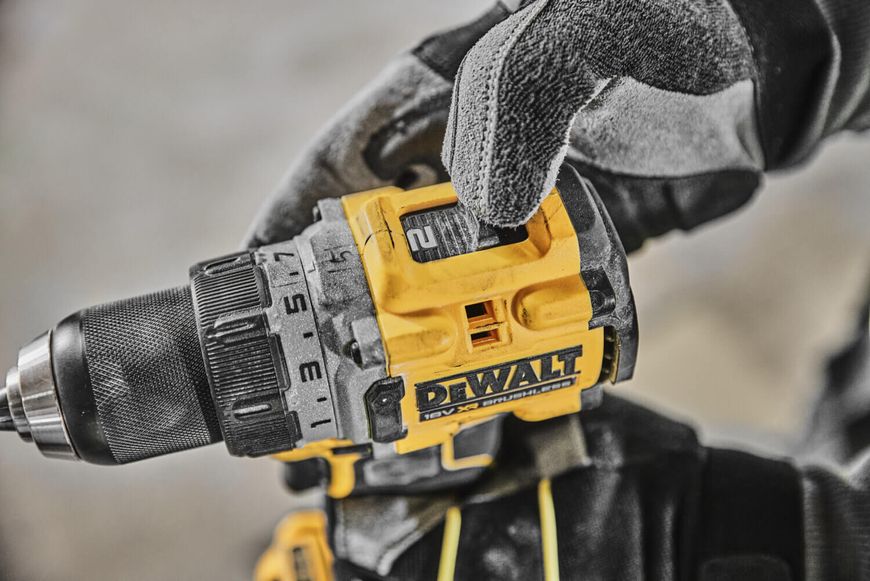 Дриль-шуруповерт акумуляторна безщіткова DeWALT DCD800E2T DCD800E2T фото